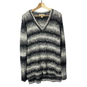 MICHAEL Michael Kors Black & White Stripe V-Neck Knit Pullover Sweater L